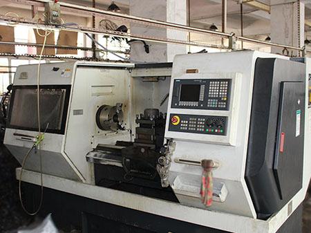 CNC Turning Machine